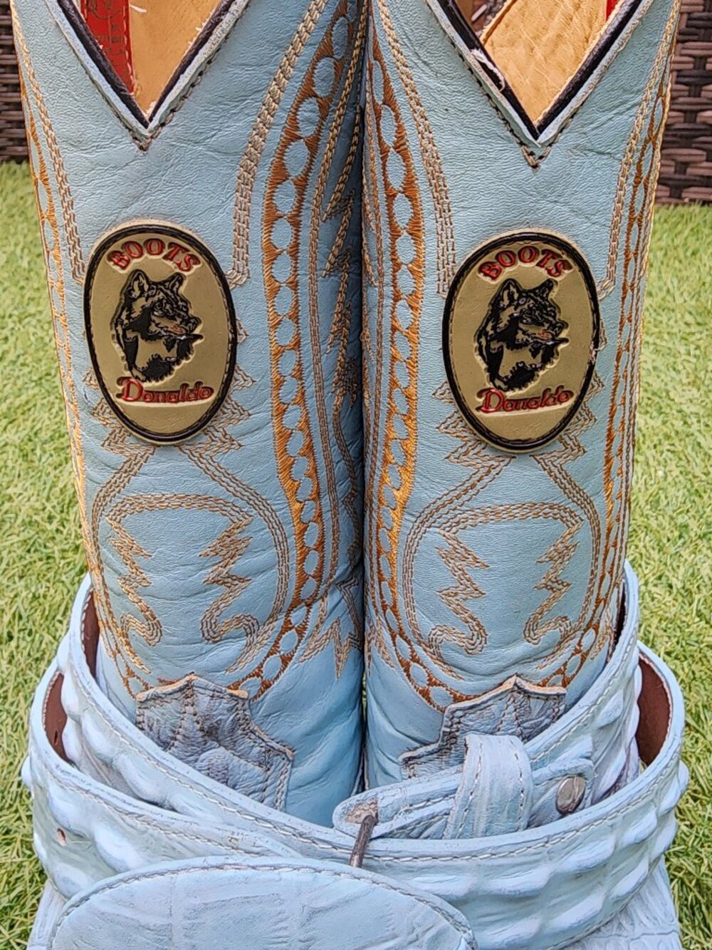 Donaldo Western Wear Light Blue Crocodile Print Cowboy Boots & Matching Belt Set